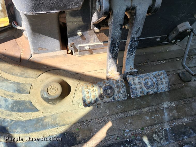 image for item KE9705 2002 John Deere 410G  backhoe