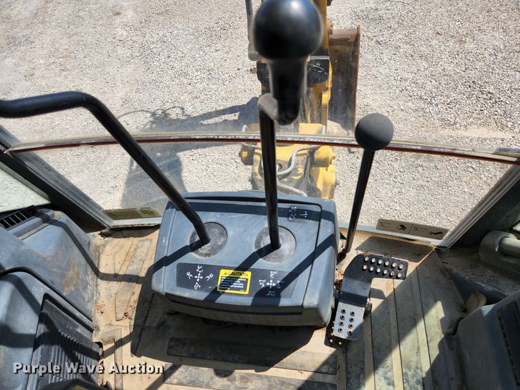 image for item KE9705 2002 John Deere 410G  backhoe