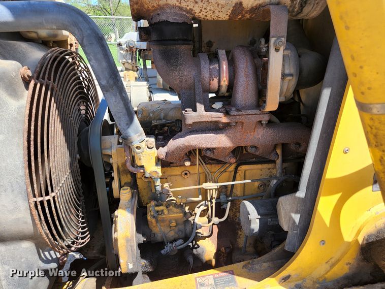 image for item KE9705 2002 John Deere 410G  backhoe