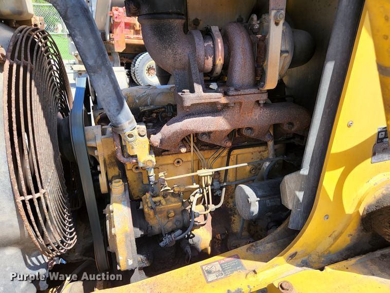 image for item KE9705 2002 John Deere 410G  backhoe