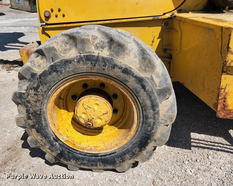 image for item KE9705 2002 John Deere 410G  backhoe