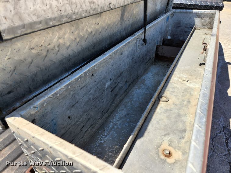 image for item KE9706 2005 Chevrolet Silverado 1500  pickup truck