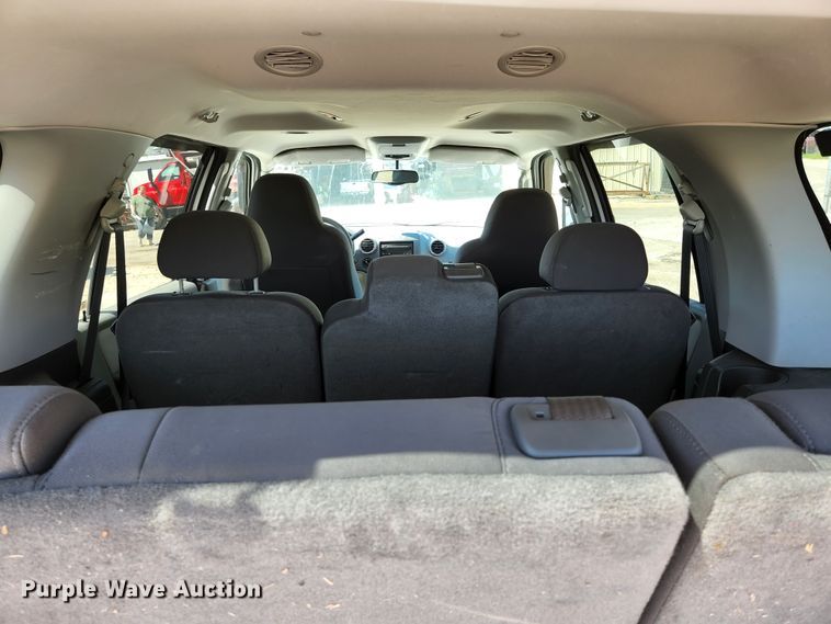 image for item KE9707 2004 Ford Expedition XLT  SUV