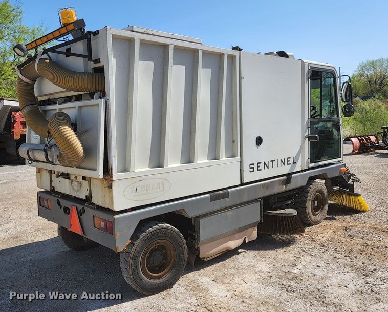 image for item KE9708 Tennant Sentinel  street sweeper truck