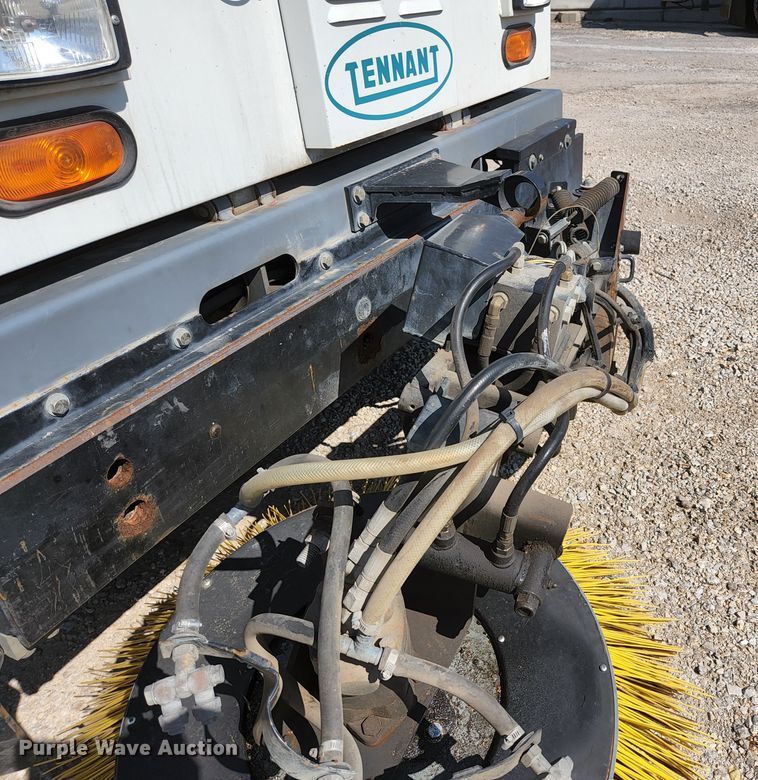 image for item KE9708 Tennant Sentinel  street sweeper truck