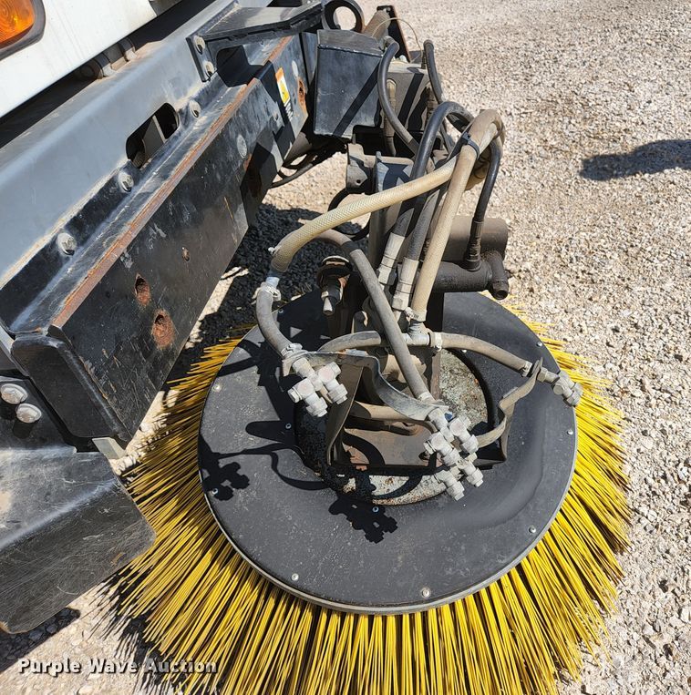 image for item KE9708 Tennant Sentinel  street sweeper truck