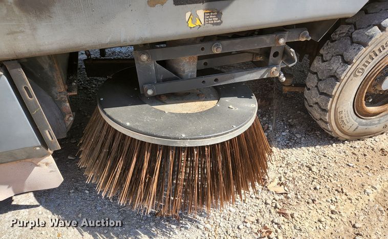 image for item KE9708 Tennant Sentinel  street sweeper truck