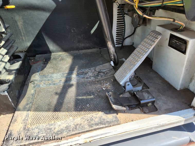 image for item KE9708 Tennant Sentinel  street sweeper truck