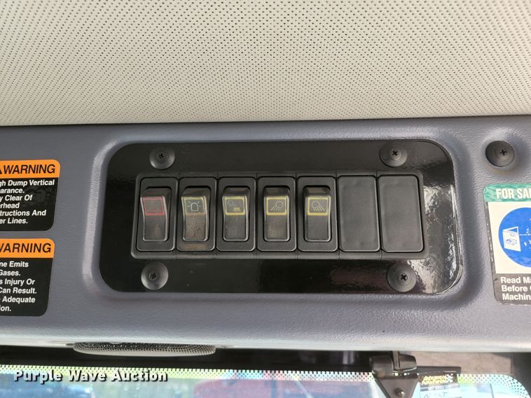 image for item KE9708 Tennant Sentinel  street sweeper truck