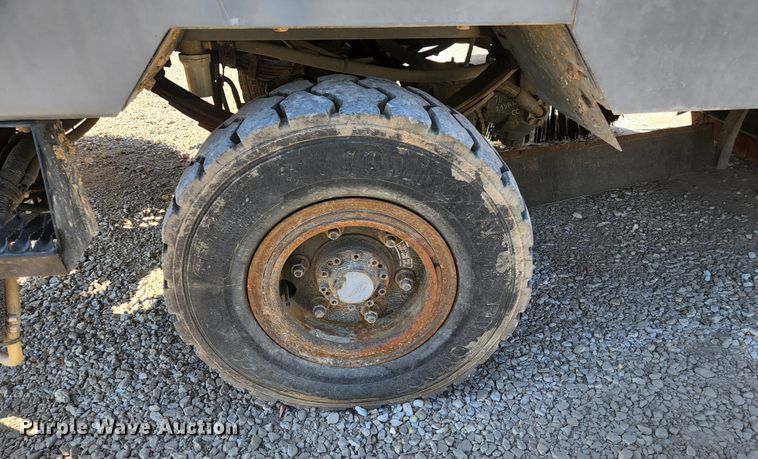 image for item KE9708 Tennant Sentinel  street sweeper truck