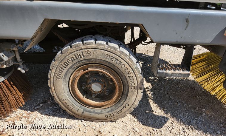 image for item KE9708 Tennant Sentinel  street sweeper truck