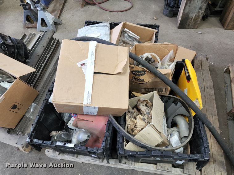 image for item KE9708 Tennant Sentinel  street sweeper truck