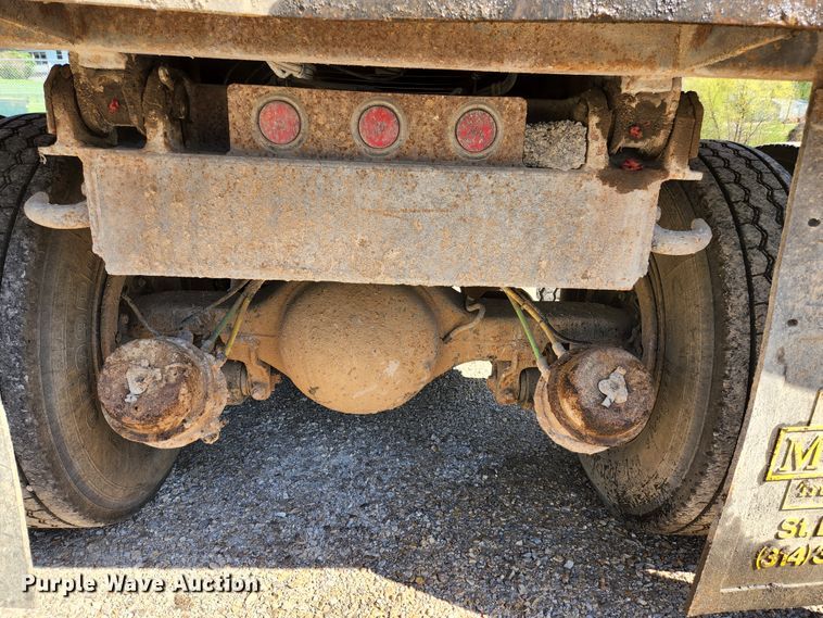 image for item KE9709 2005 GMC C8500  dump truck