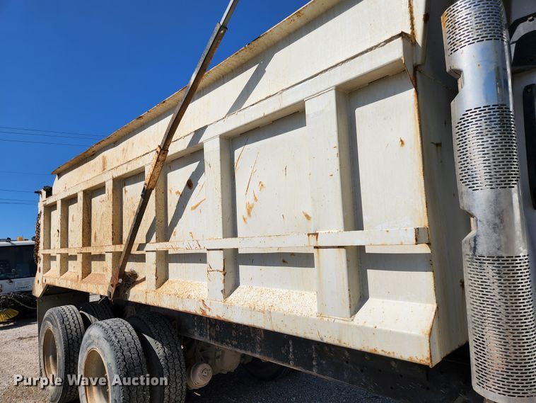 image for item KE9709 2005 GMC C8500  dump truck