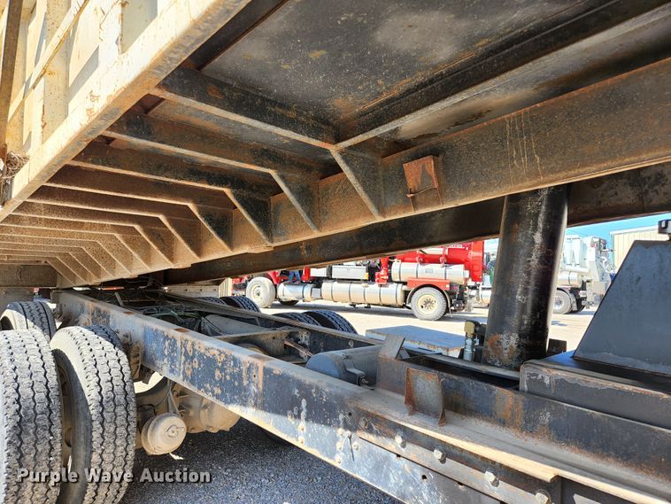 image for item KE9709 2005 GMC C8500  dump truck