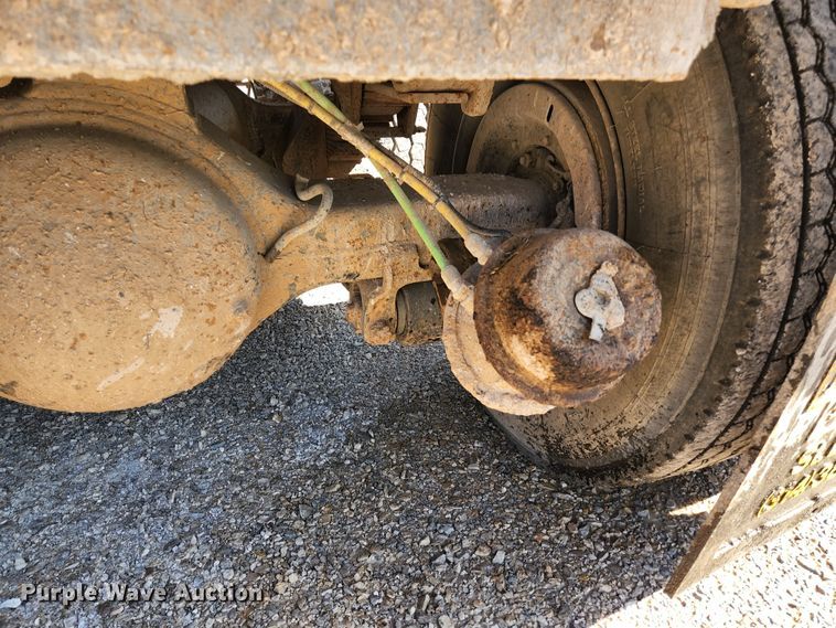 image for item KE9709 2005 GMC C8500  dump truck