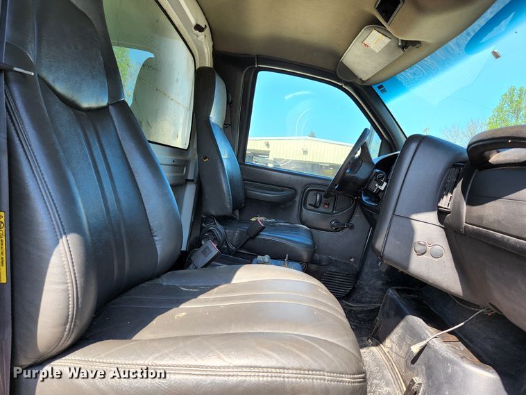 image for item KE9709 2005 GMC C8500  dump truck