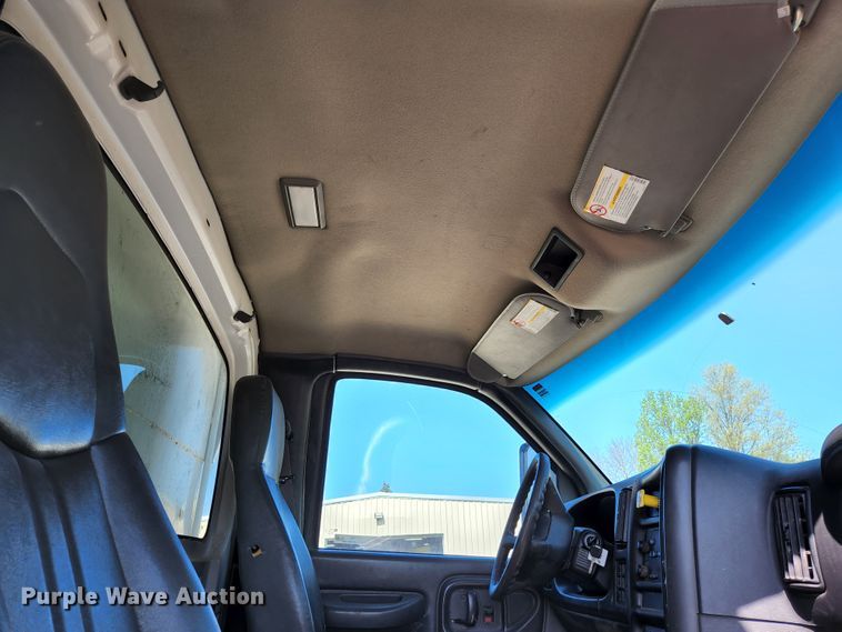 image for item KE9709 2005 GMC C8500  dump truck