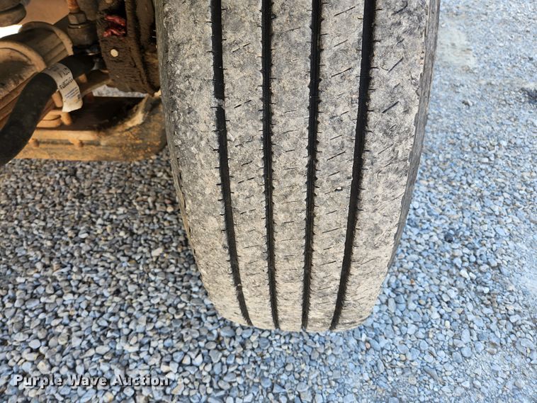 image for item KE9709 2005 GMC C8500  dump truck