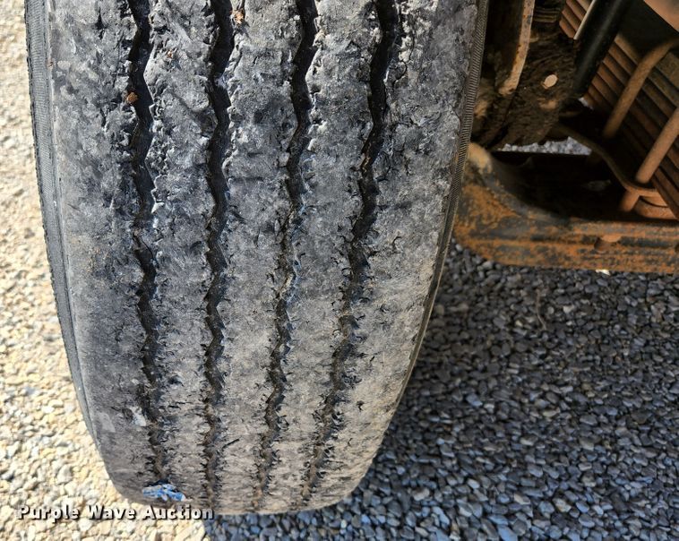 image for item KE9709 2005 GMC C8500  dump truck