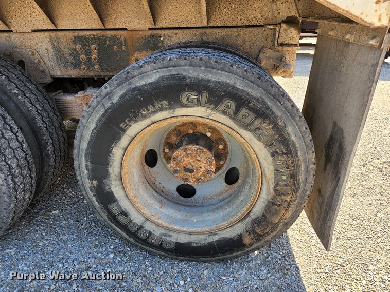 image for item KE9709 2005 GMC C8500  dump truck