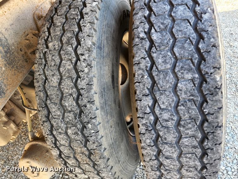 image for item KE9709 2005 GMC C8500  dump truck