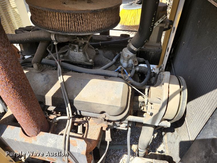 image for item KE9710 2000 Generac 99A 05279  generator