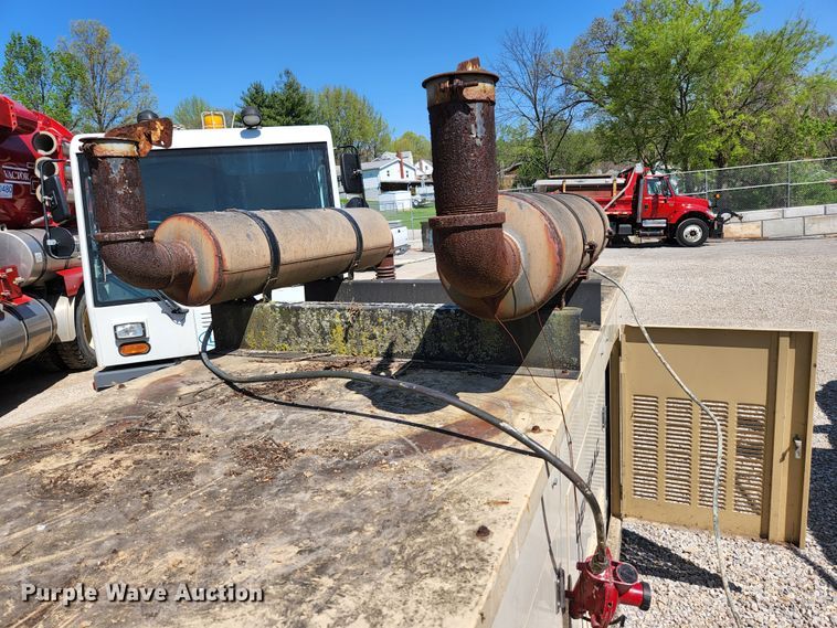 image for item KE9710 2000 Generac 99A 05279  generator