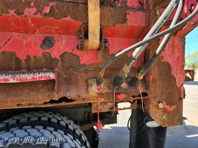 image for item KE9711 2006 International 7400  dump truck