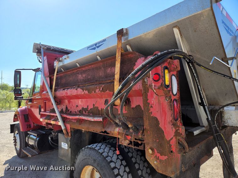 image for item KE9711 2006 International 7400  dump truck