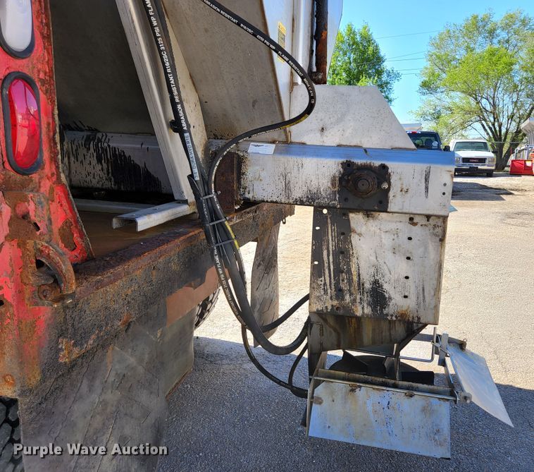 image for item KE9711 2006 International 7400  dump truck