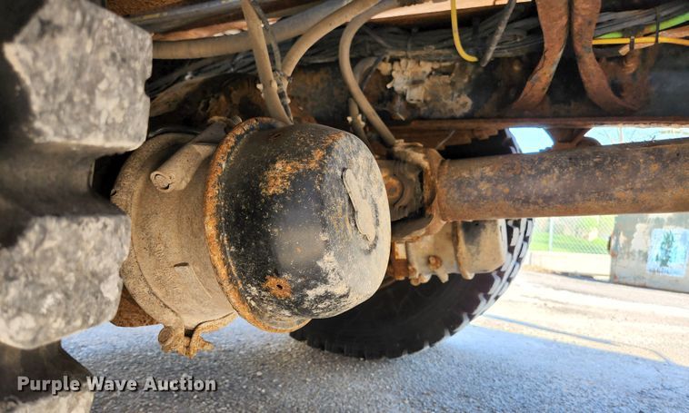 image for item KE9711 2006 International 7400  dump truck