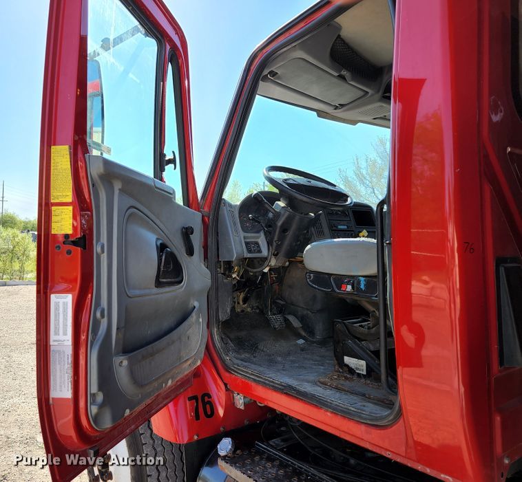 image for item KE9711 2006 International 7400  dump truck