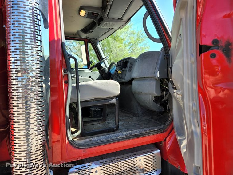 image for item KE9711 2006 International 7400  dump truck