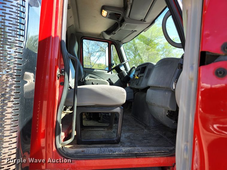 image for item KE9711 2006 International 7400  dump truck