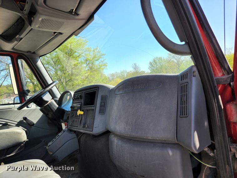 image for item KE9711 2006 International 7400  dump truck