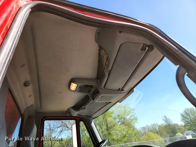 image for item KE9711 2006 International 7400  dump truck