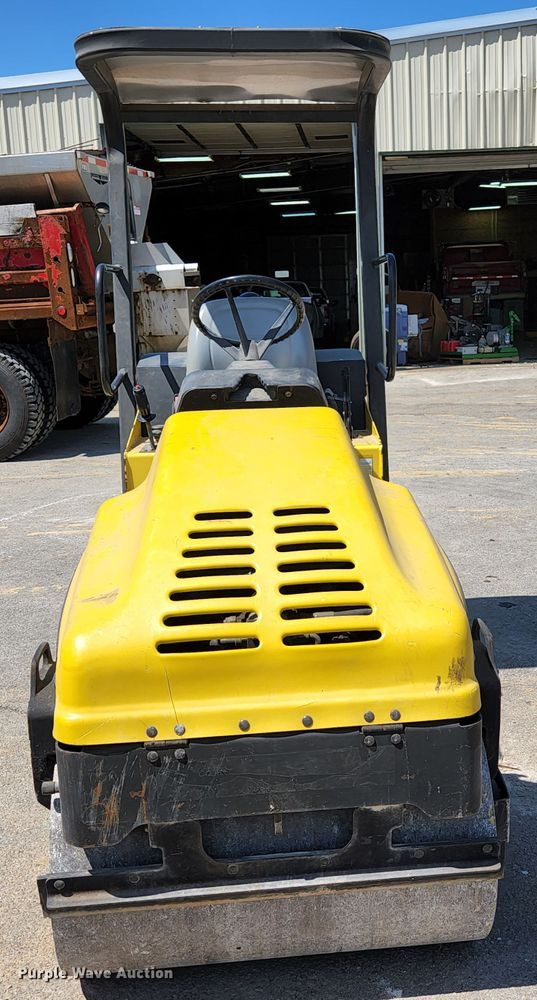 image for item KE9714 Wacker RD11V  double drum vibratory roller