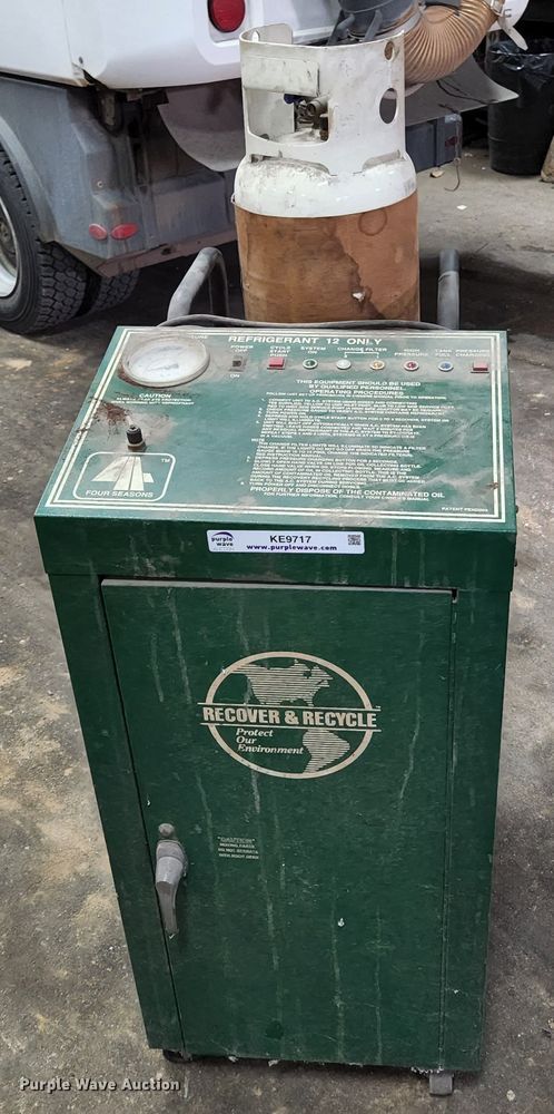 image for item KE9717 Four Seasons 59900  refrigerant recycling/recharging system