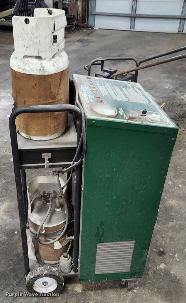 image for item KE9717 Four Seasons 59900  refrigerant recycling/recharging system