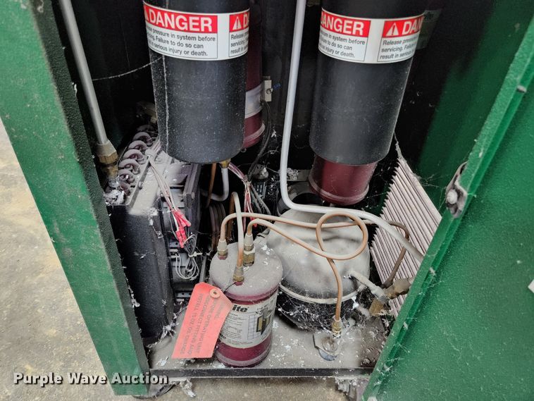 image for item KE9717 Four Seasons 59900  refrigerant recycling/recharging system