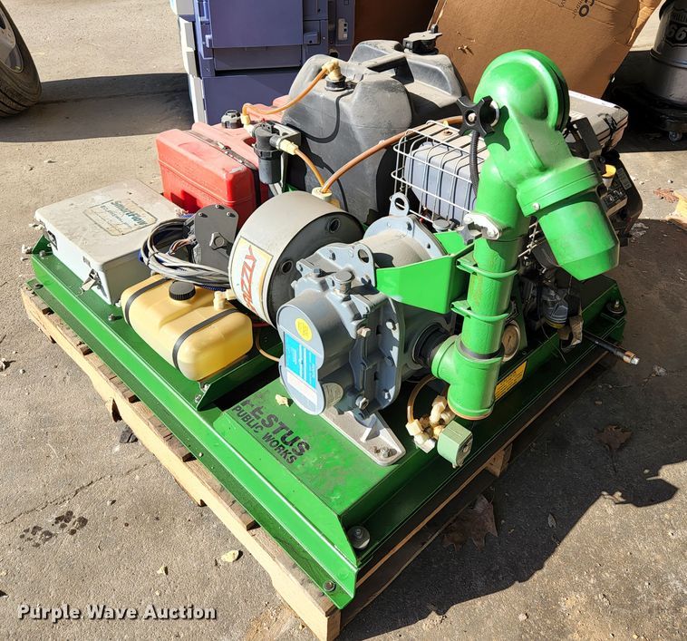 image for item KE9722 Clarke Grizzly  mosquito fogger