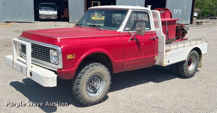 image for item KG9754 1972 Chevrolet K20  flatbed truck