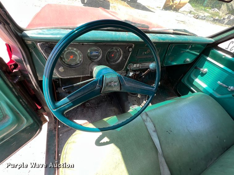 image for item KG9754 1972 Chevrolet K20  flatbed truck