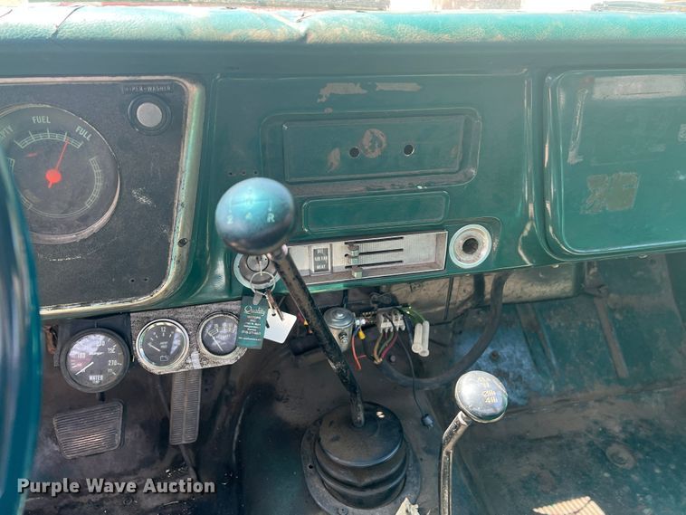 image for item KG9754 1972 Chevrolet K20  flatbed truck