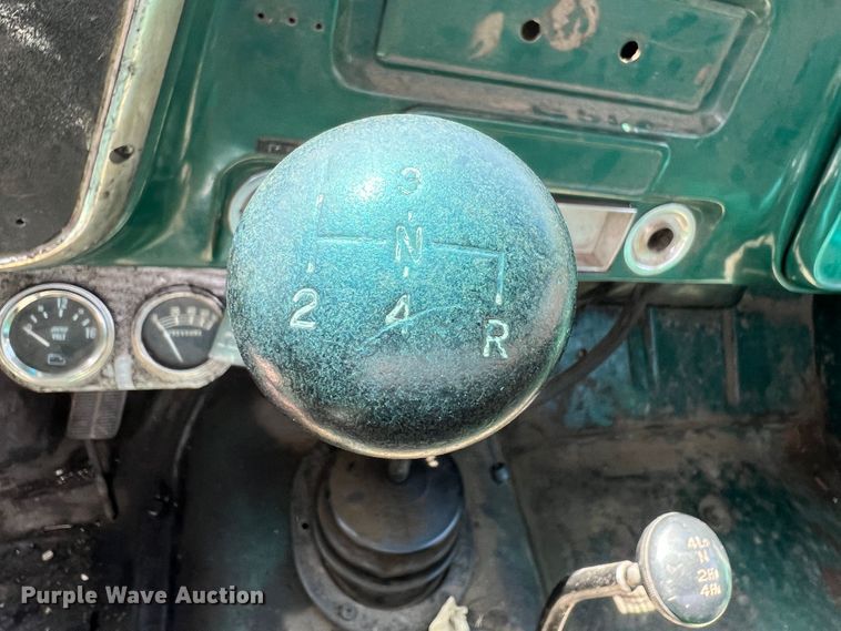 image for item KG9754 1972 Chevrolet K20  flatbed truck