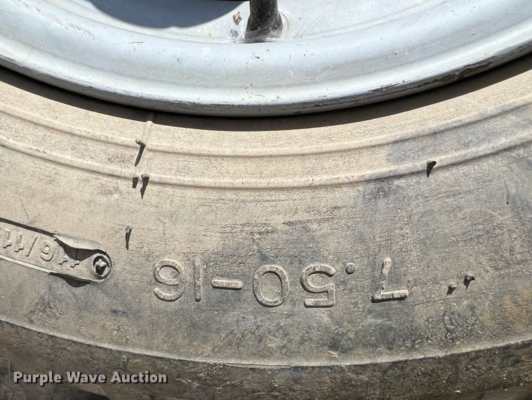 image for item KG9754 1972 Chevrolet K20  flatbed truck