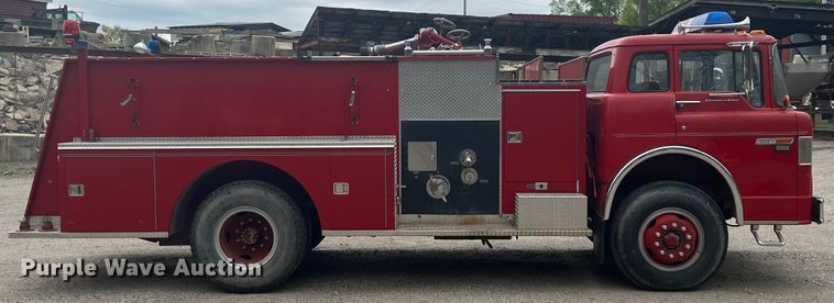 image for item KG9757 1979 Ford 900  fire truck