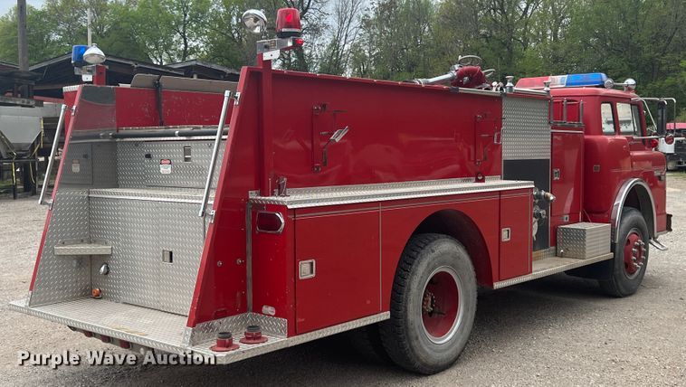 image for item KG9757 1979 Ford 900  fire truck