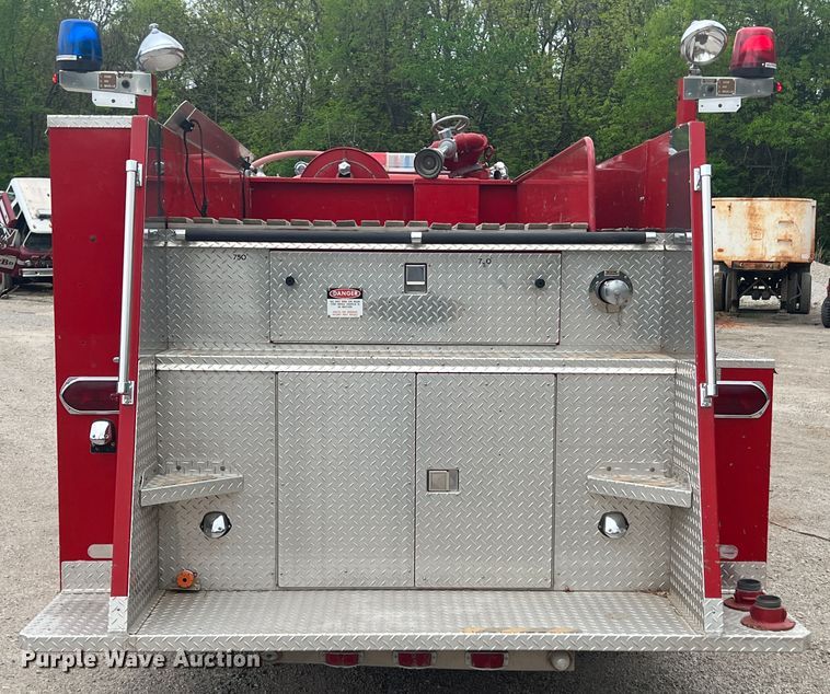image for item KG9757 1979 Ford 900  fire truck